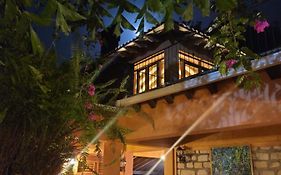 La Villa De Soledad
